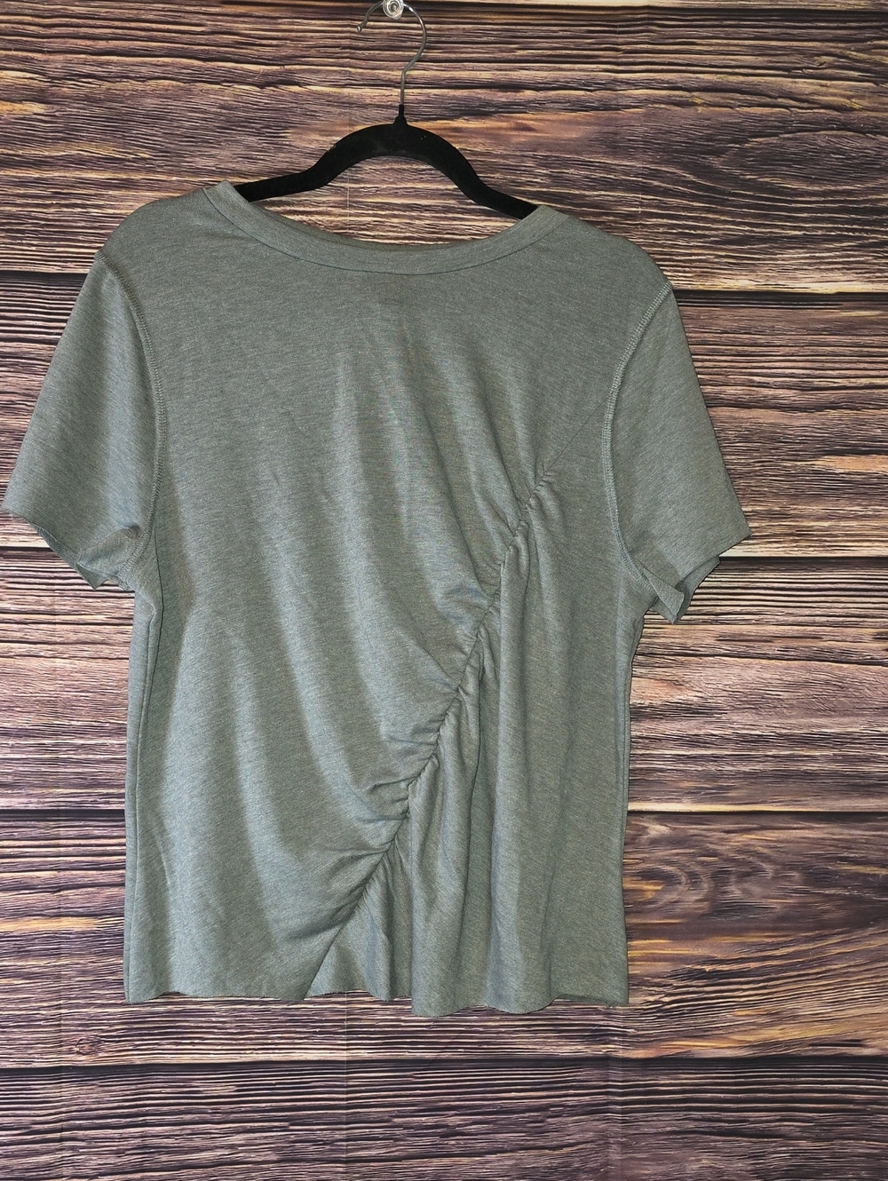 Versona Ruched Side Heathered Tee - Sage Green